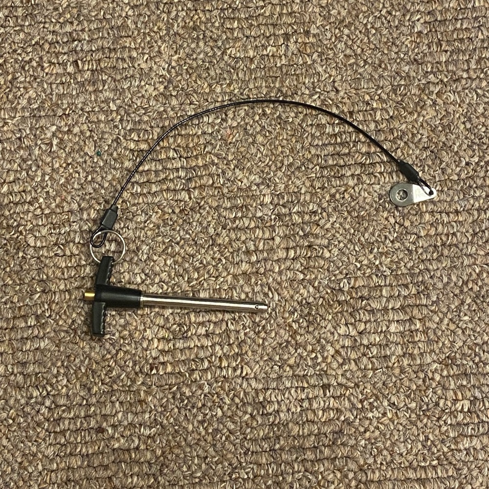 T-Handle Locking Pin, push button quick release - Picture 2 of 3